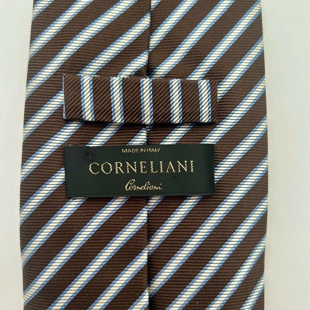 Corneliani 100% Italian Made Silk Jacquard Brown Blue White Diagonal Stripe Tie